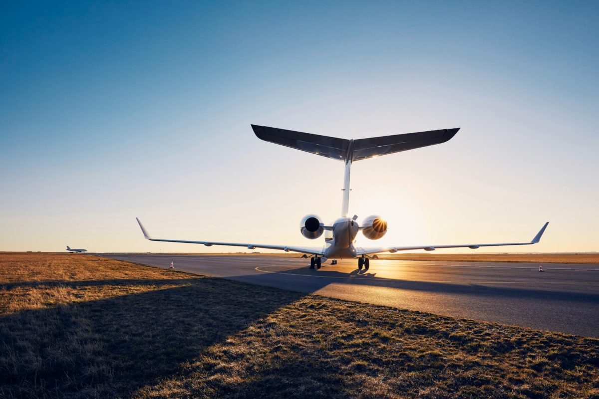 how to book a private jet, including charters, jet cards, memberships.
