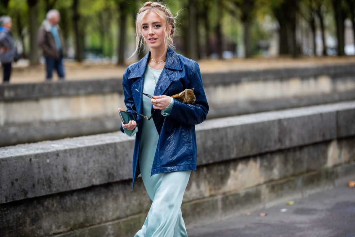 What to wear with indigo blue in July 2020